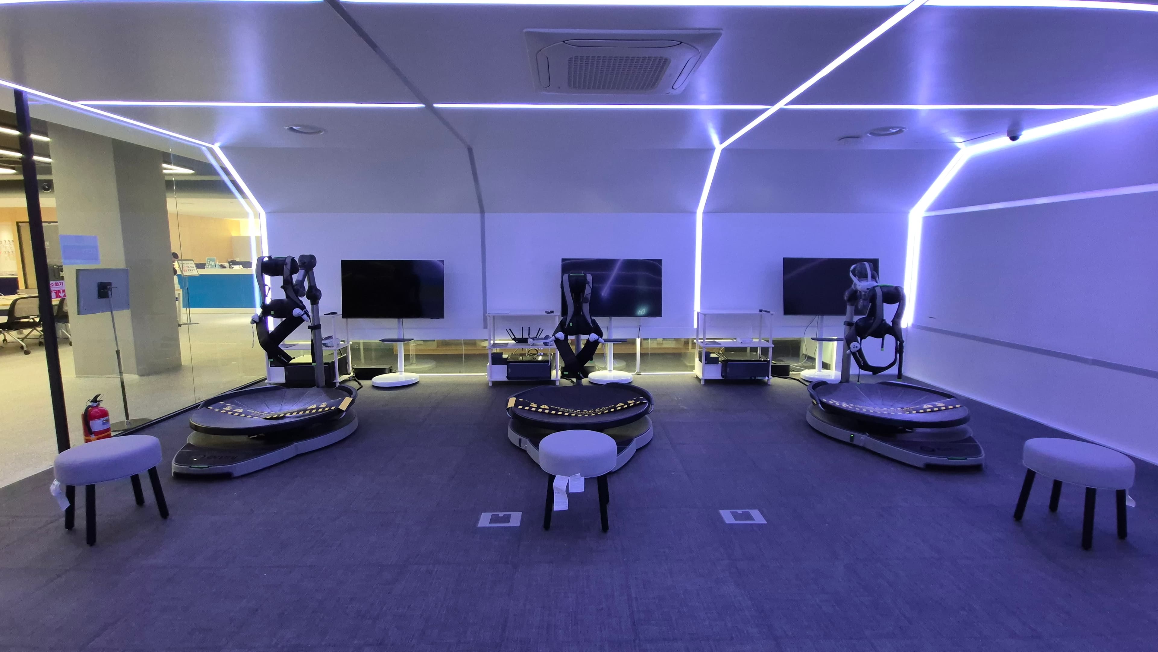 대구가톨릭대학교 중앙도서관 DMZ VR 도입 사례